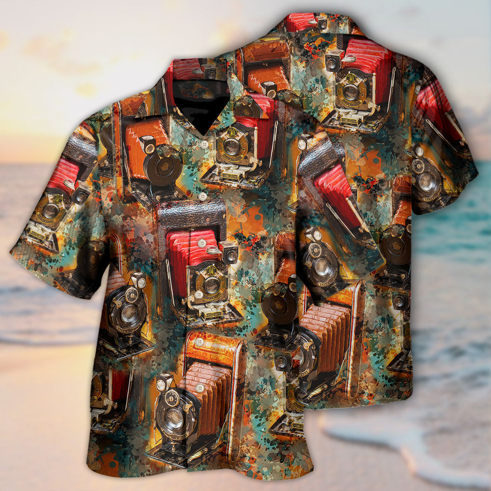 Vintage Old Retro Film Camera - Gift For Men And Women - Hawaiian Shirt