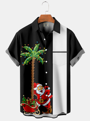 Christmas Fun Santa Claus Leaning On The Christmas Tree - Hawaiian Shirt