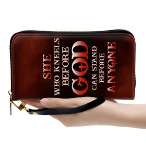 Who Kneels Before God Can Stand Before Anyone - Scripture Gifts For Women Of God - Personalized Clutch Purses - AT4081428