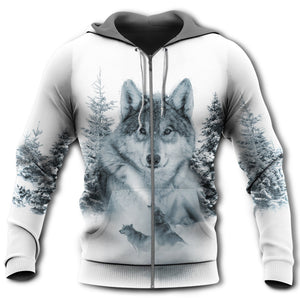 Native Life And American Culture Wolf In The Snow - Hoodie 