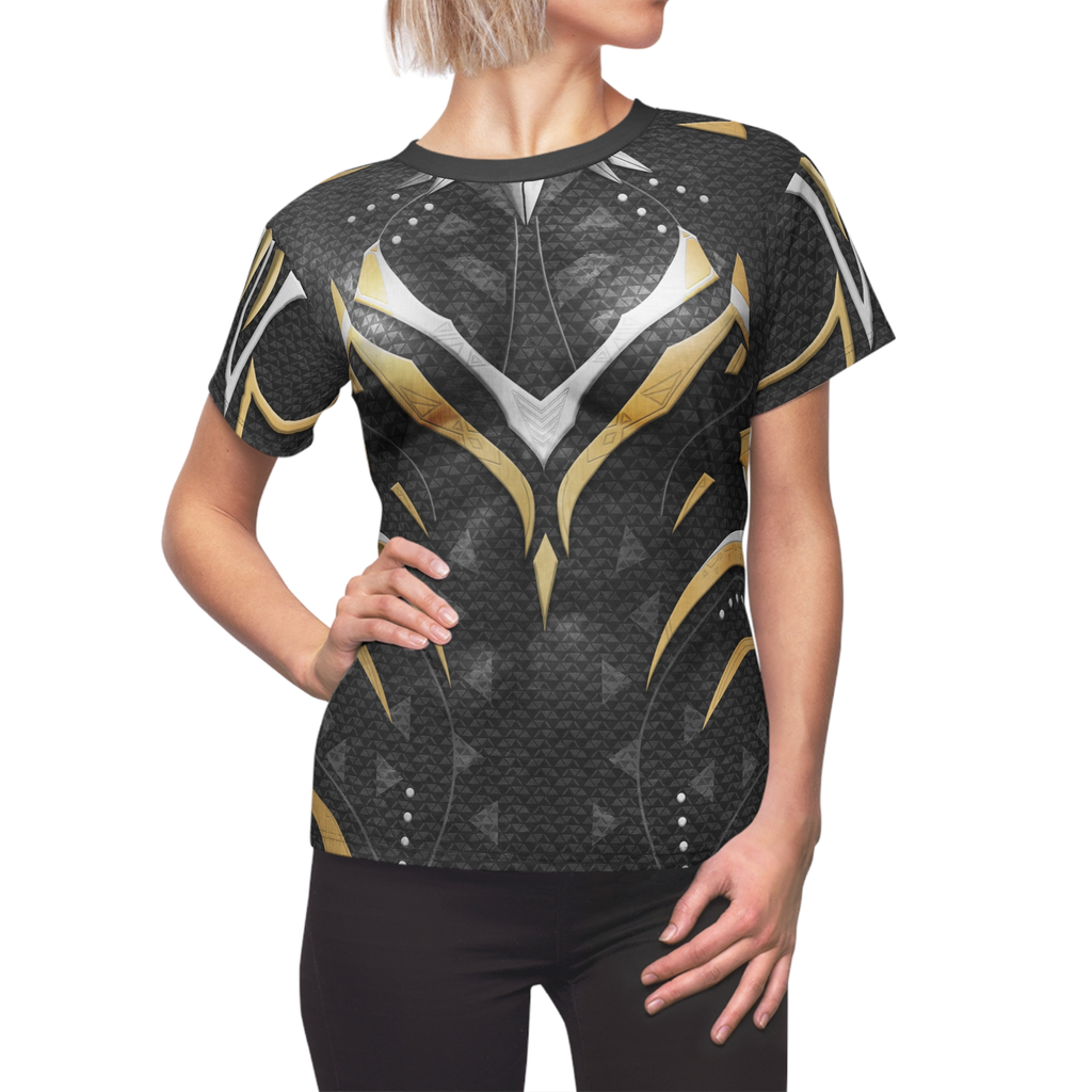 TW1 BB0929ShuriBlackPanther_BlackandGold_Frontmockup_1024x1024_f632f0bd e7c7 4115 8de4 abbe9343af3e