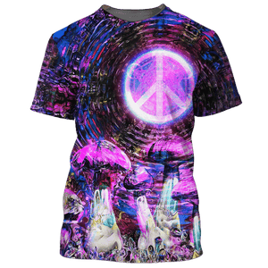 Hippie The Projection Image Oscillates Under The Water Surface - T-Shirt